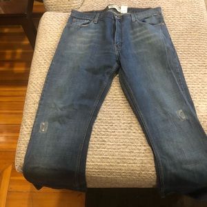 Levi jeans